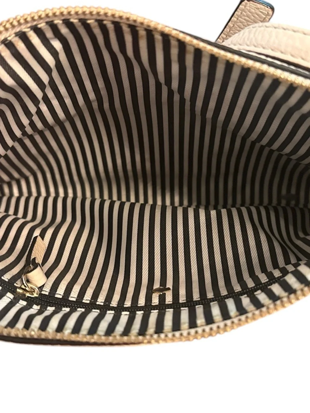 Kate Spade Pebbled Leather Crossbody Bag in Light Beige / Cream with Dusty EUC - Picture 7 of 9